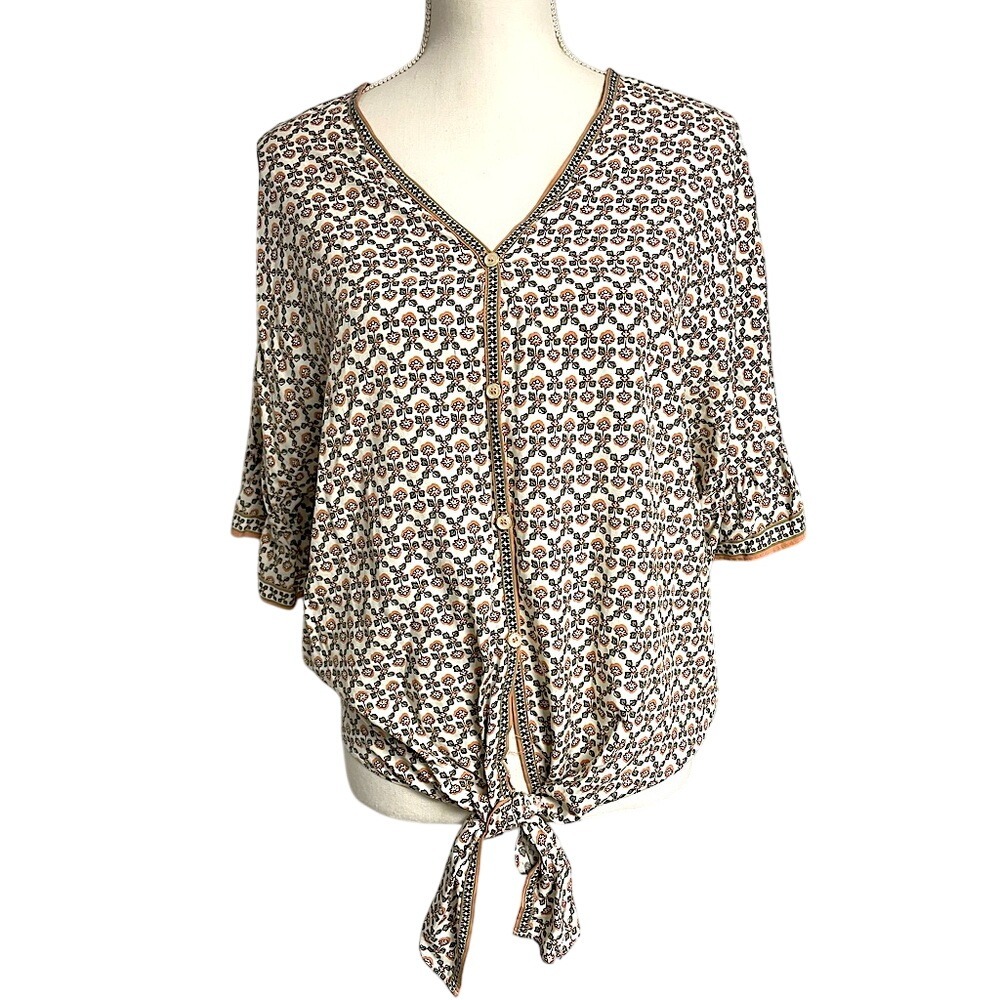 Max Studio Boho Tie‎ Front 3/4 Sleeve Blouse with V-Neckline Womens Medium